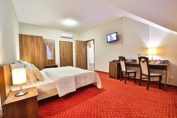 Фото Отель Hotel Kantoria г. Тарнув 5