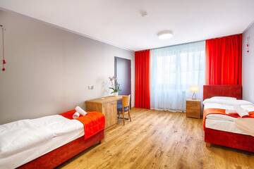 Фото номера Двухместный номер с 1 кроватью Курортные отели Centrum Rehabilitacji Społecznej i Zawodowej ZAZ Słoneczne wzgórze г. Тарнув 7